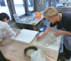 瀬戸市新世紀工芸館